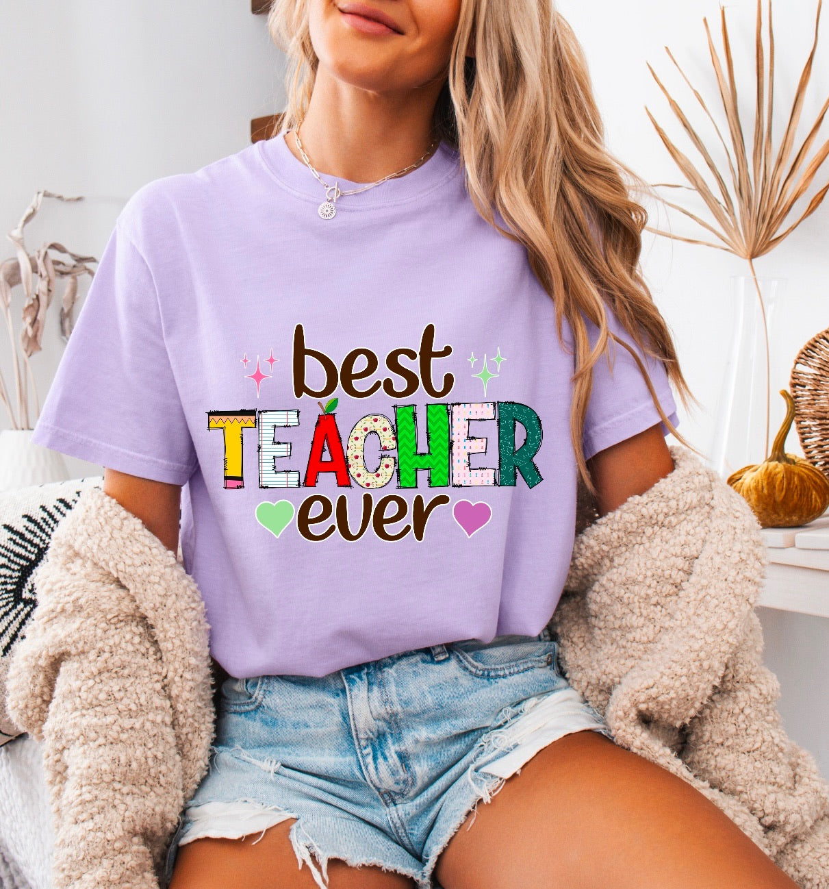 Best Teacher Ever Shirt – Soft & Stylish Comfort Colors Tee for Amazing Educators